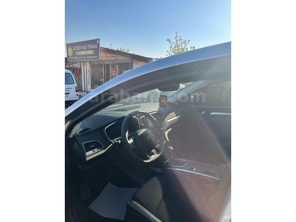 Sahibinden Renault Megane 1.3 TCe Icon 2025 Model