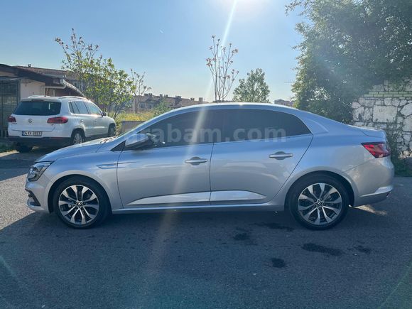Sahibinden Renault Megane 1.3 TCe Icon 2025 Model