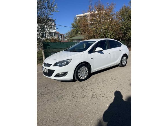 Opel Astra 1.6 Edition 2015 Model Uşak  193000 km