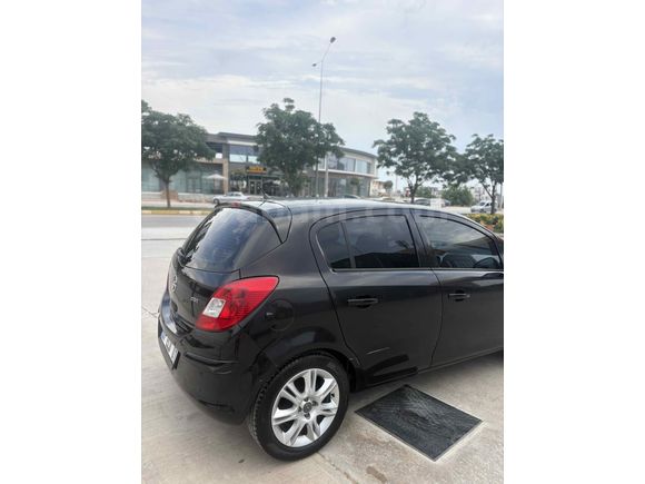 Sahibinden ! 157binde !  Opel Corsa 1.3 CDTI Enjoy 2011 Model 