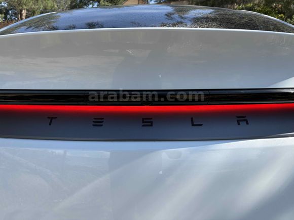 Sahibinden Tesla Model Y Standart Range 2025 Model 