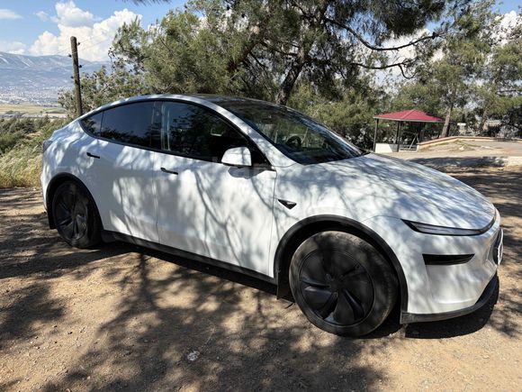 Sahibinden Tesla Model Y Standart Range 2025 Model 