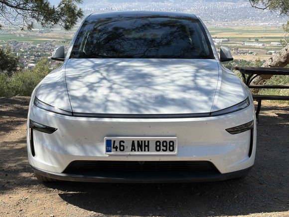 Sahibinden Tesla Model Y Standart Range 2025 Model 