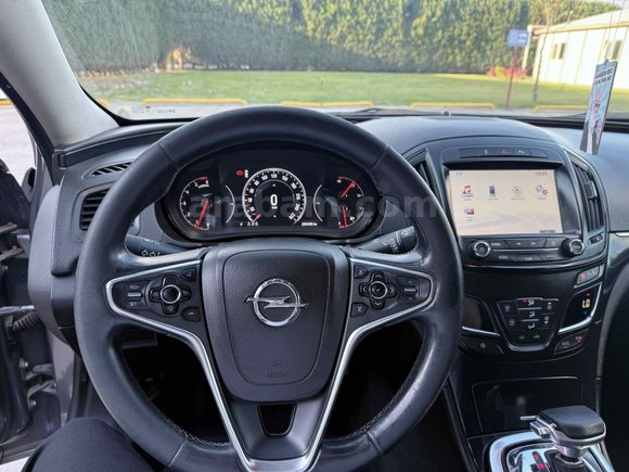 Opel Insignia 1.6 CDTI Cosmo 2016
