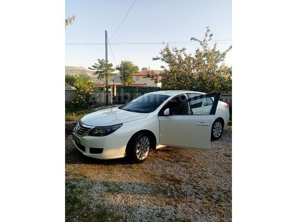 Sahibinden Renault Latitude 1.5 dCi Expression 2013 Model
