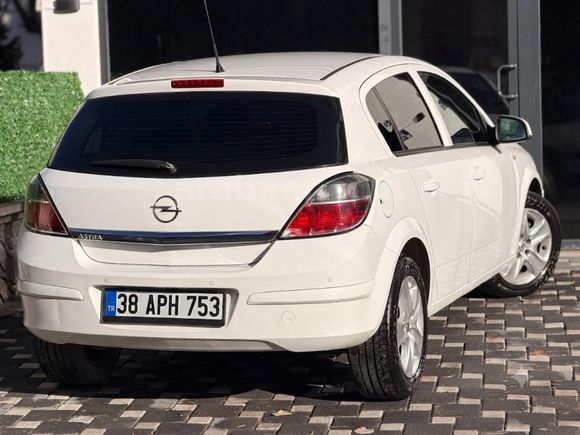 Sahibinden Opel Astra 1.6 Essentia 2012 Model