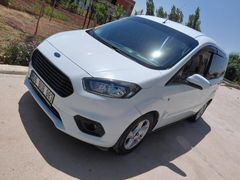Sahibinden Ford Tourneo Courier 1.5 TDCi Delux 2019 Model