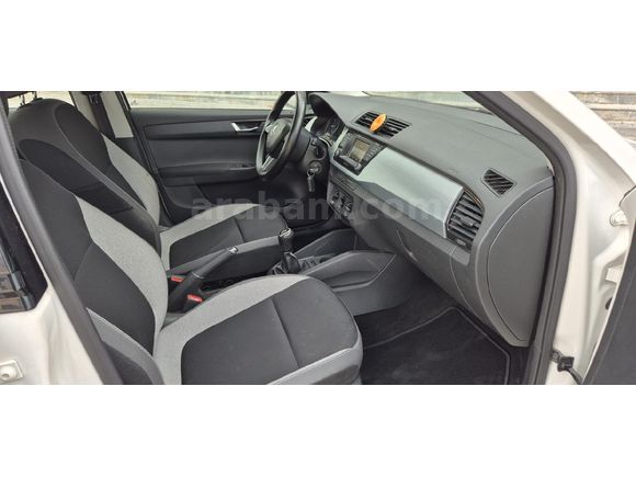 Sahibinden Skoda Fabia 1.0 GreenTec Ambition 2015 Model