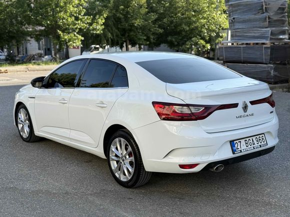 Çok temiz Renault Megane 1.5 dCi Icon 2017 Model Gaziantep