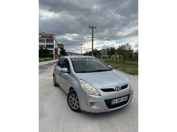 Sahibinden Hyundai i20 1.4 CRDi Team 2011 Model 