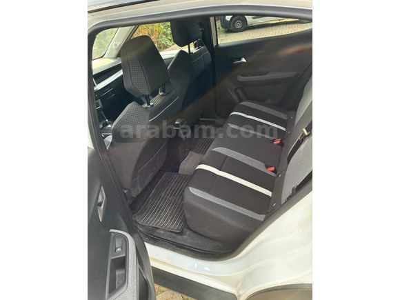 Sahibinden Opel Frontera-e GS 2025 Model 12.000 km Beyaz