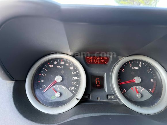 Sahibinden Renault Megane 1.6 Dynamique 2004 Model 