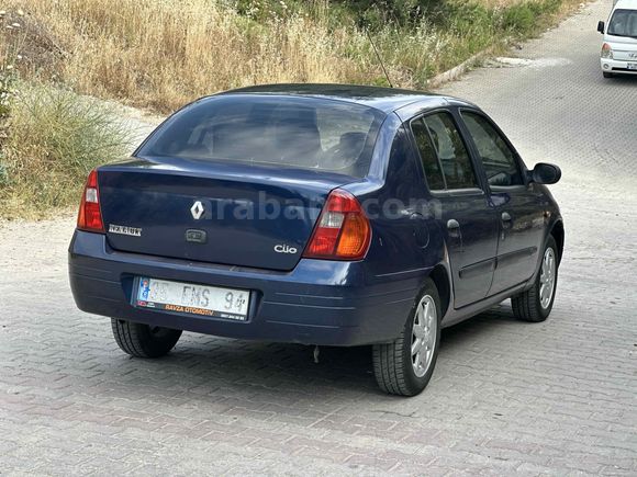 Galeriden Renault Clio 1.4 2001 Model İzmir