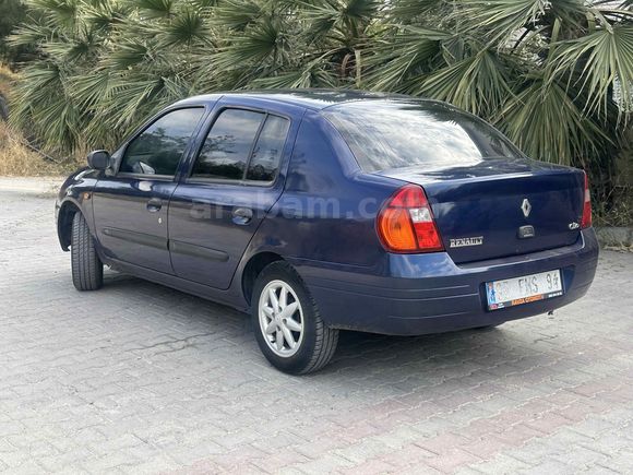 Galeriden Renault Clio 1.4 2001 Model İzmir