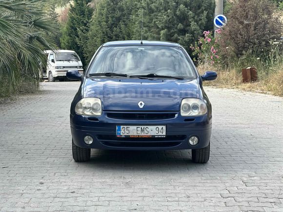Galeriden Renault Clio 1.4 2001 Model İzmir