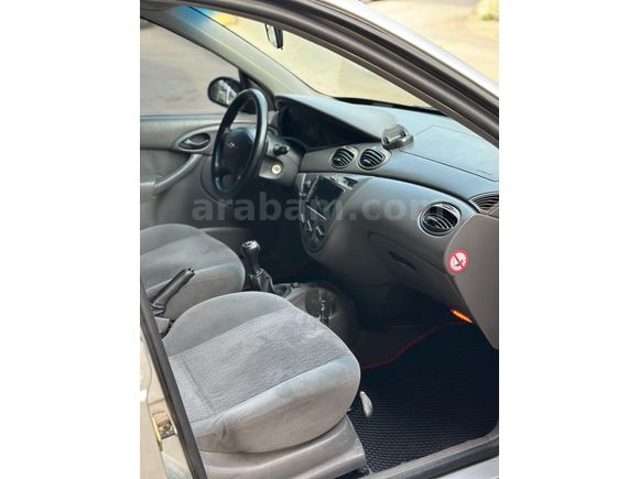 Sahibinden Ford Focus 1.6 Ambiente 2000 Model 