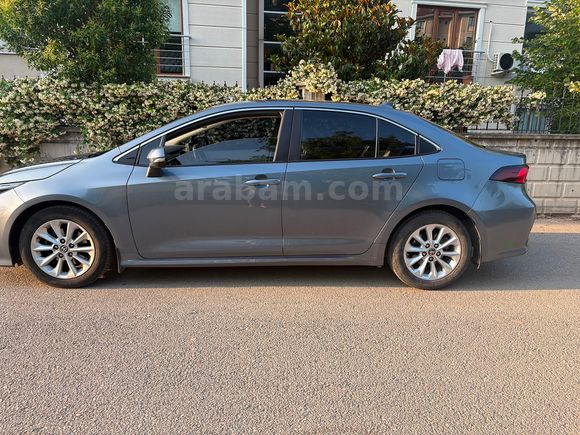 İlk Sahibinden 43000 km'de Otomatik Corolla