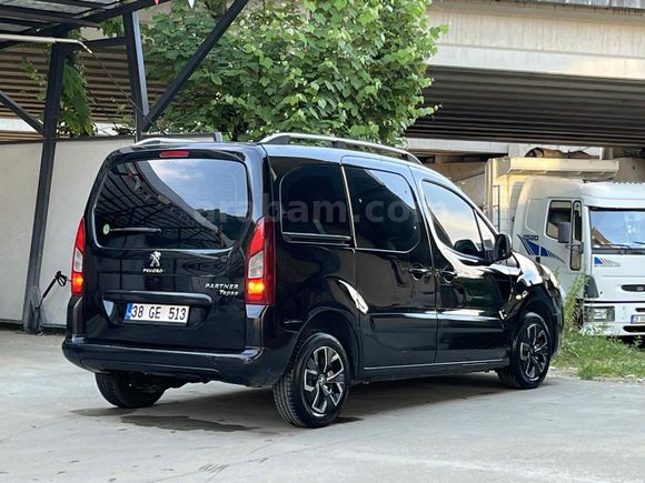  İlk elden hatasız boyasız tramersiz 2015çıkış