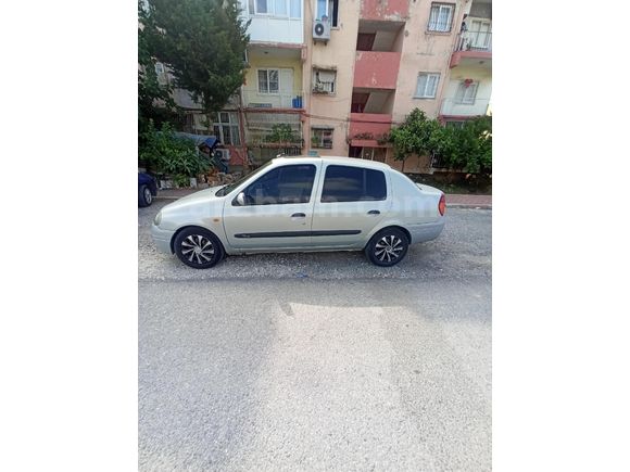 Sahibinden Renault Clio 1.4 RNA 2000 Model
