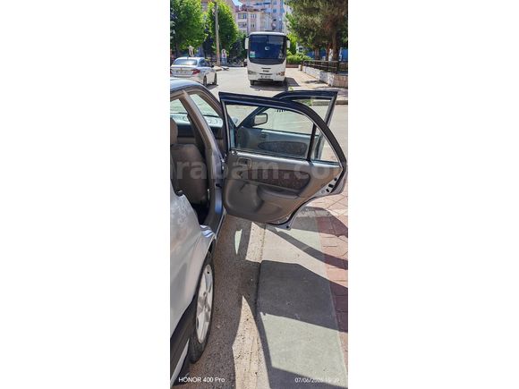 Sahibinden Toyota Corolla 1.3 Terra 1999 Model
