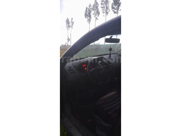 Sahibinden Renault Megane 1.4 Authentique 2005 Model