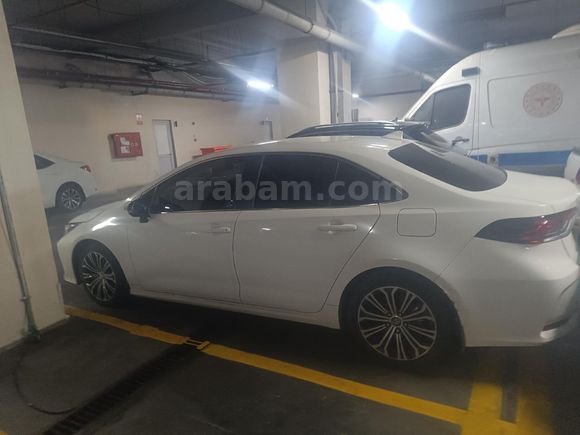 Sahibinden Toyota Corolla 1.6 vision 2020 Model İstanbul 129.000 km Beyaz