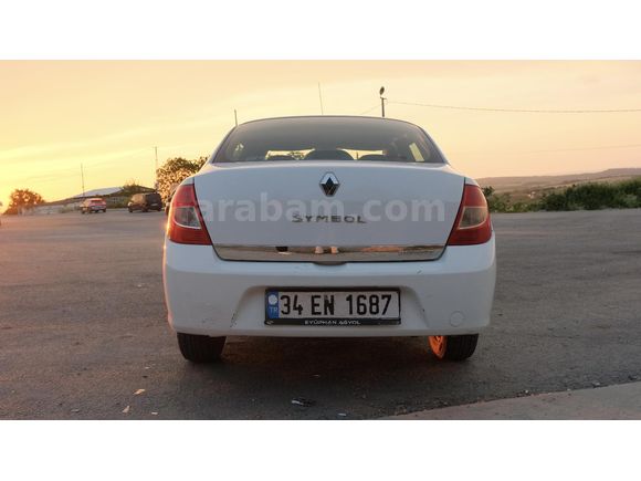 Renault Symbol 1.5dci temiz araba
