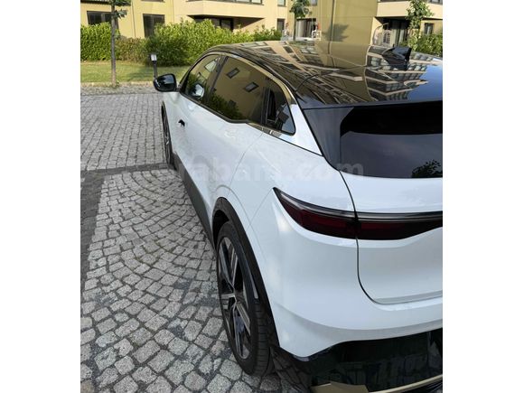 Sahibinden Renault Megane E-Tech Iconic 2023 Model İstanbul YÜZDE /20 KDV Li
