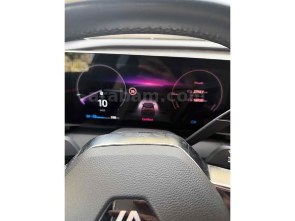 Sahibinden Renault Megane E-Tech Iconic 2023 Model İstanbul YÜZDE /20 KDV Li