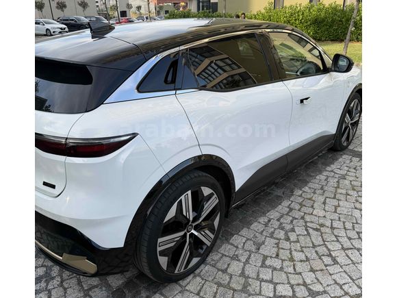 Sahibinden Renault Megane E-Tech Iconic 2023 Model İstanbul YÜZDE /20 KDV Li