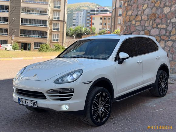 OTOMATİK PORSCHE CAYENNE 3.0 DİESEL BAYİ ÇIKIŞLI FULL