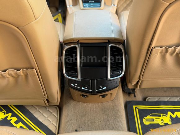 OTOMATİK PORSCHE CAYENNE 3.0 DİESEL BAYİ ÇIKIŞLI FULL