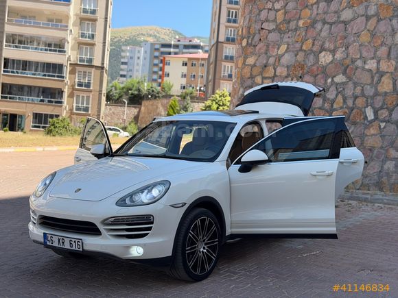 OTOMATİK PORSCHE CAYENNE 3.0 DİESEL BAYİ ÇIKIŞLI FULL