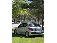 Sahibinden Peugeot 207 1.4 HDi Trendy 2009 Model 