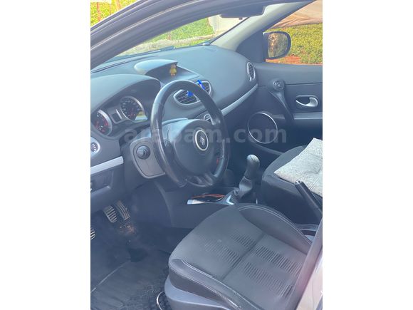 Sahibinden Renault Clio 1.5 dCi Expression 2009 Model 