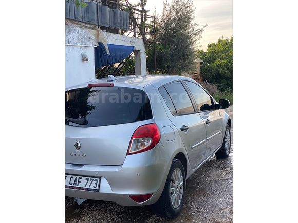 Sahibinden Renault Clio 1.5 dCi Expression 2009 Model 