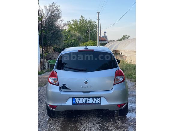 Sahibinden Renault Clio 1.5 dCi Expression 2009 Model 