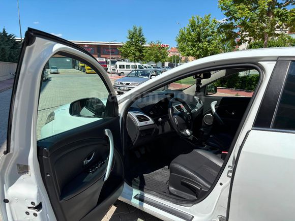 Sahibinden Renault Fluence 1.5 dCi Dynamique 2011 Model