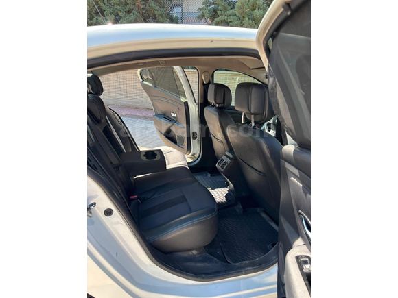 Sahibinden Renault Fluence 1.5 dCi Dynamique 2011 Model