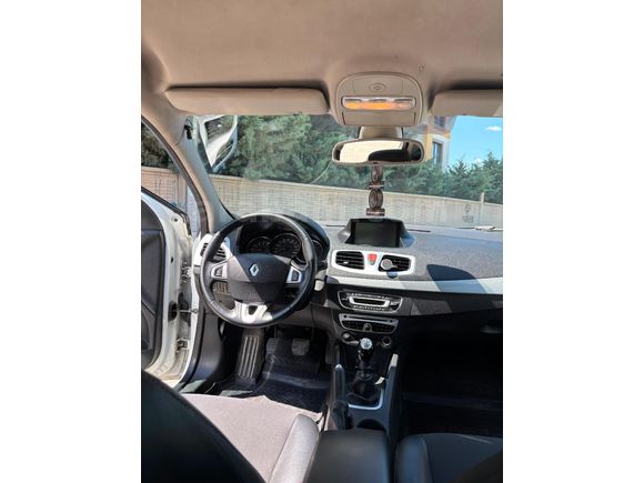 Sahibinden Renault Fluence 1.5 dCi Dynamique 2011 Model