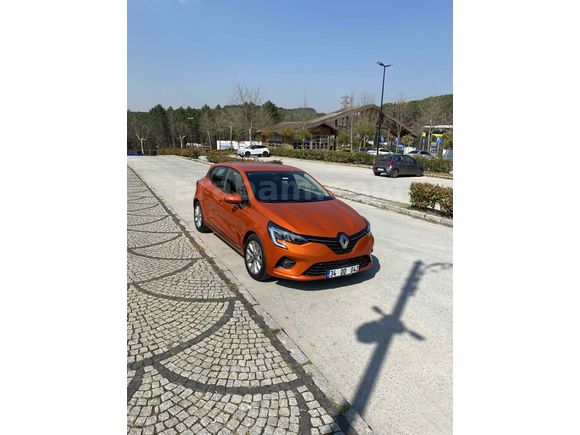 Sahibinden Renault Clio 1.0 TCe Touch 2021 Model  38.000 km Turuncu