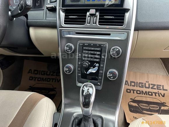 2014 MODEL VOLVO XC60 2.0 D4 PREMİUM EN DOLUSU CAM TAVAN*HAYALET