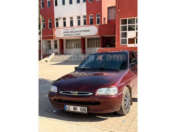 Sahibinden Ford Escort 1.6 CLX 1996 Model