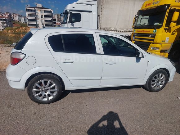 Sahibinden ACİLL Opel Astra 1.6 Enjoy 2005 Model 