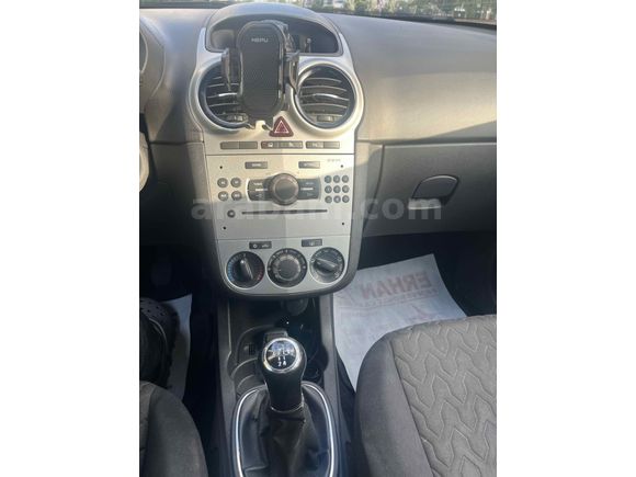 Sahibinden satılık temiz opel corsa