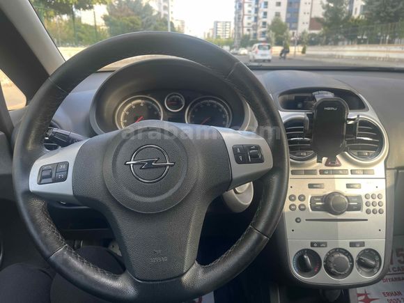 Sahibinden satılık temiz opel corsa