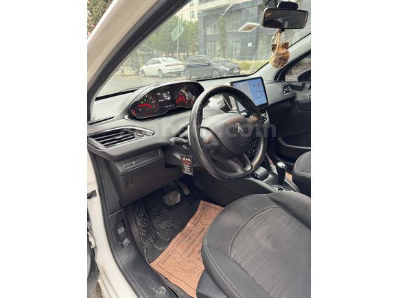 Sahibinden Peugeot 208 1.2 VTi Active 2014 Model 