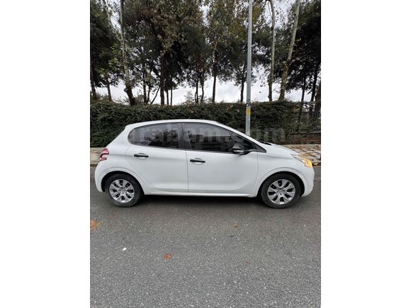 Sahibinden Peugeot 208 1.2 VTi Active 2014 Model 