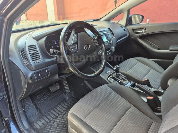 Öğretmenden 79000 KM Kia Cerato 1.6 CRDi Concept Plus 2016 Model