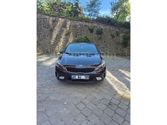Öğretmenden 79000 KM Kia Cerato 1.6 CRDi Concept Plus 2016 Model